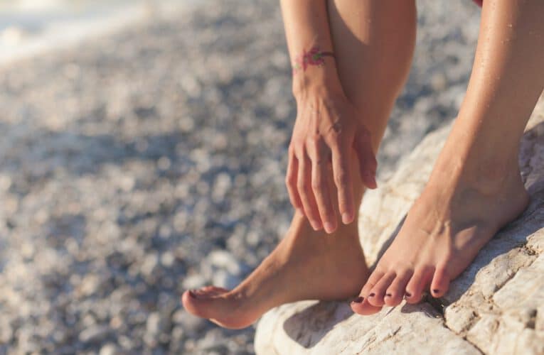 Złamany palec u nóg – jak uzyskać odszkodowanie od PZU? Praktyczny poradnik